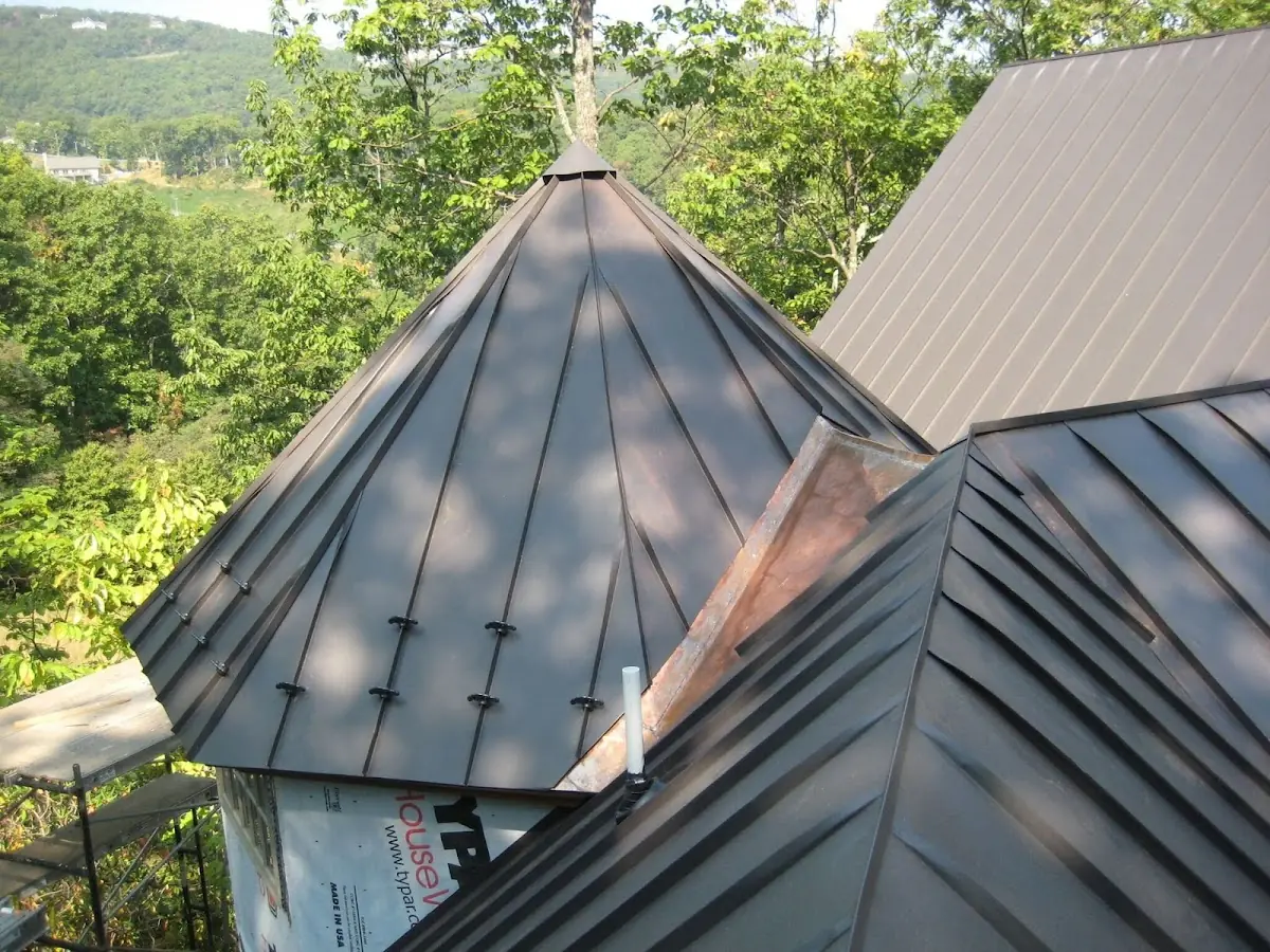 Professional Roof Tarp Installation by Craftsman Roofing in Lenoir City